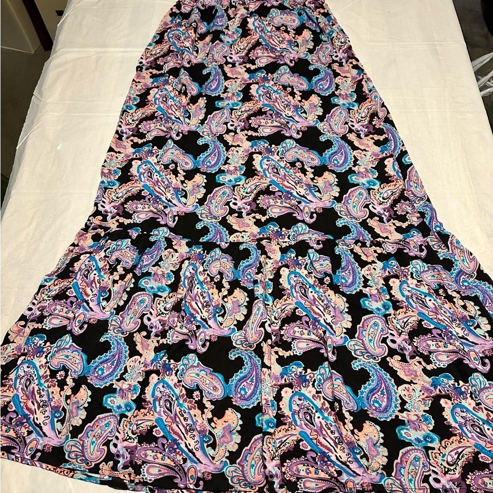 Summer halter top dress brand new size L beautiful paisley print beach vibes🏝️ - Picture 4 of 6